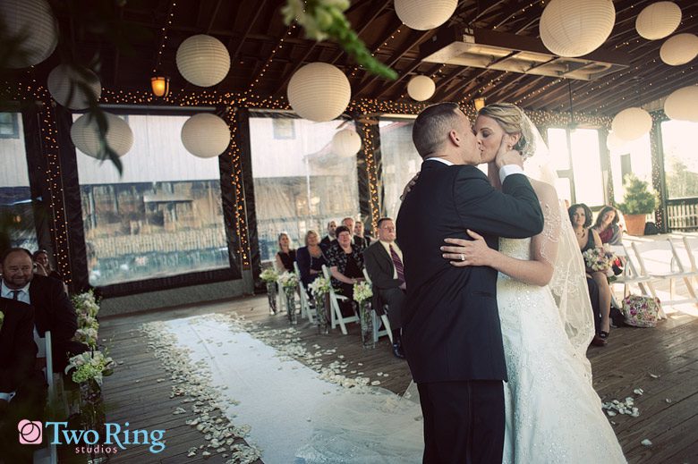 Biltmore Estate wedding - the kiss