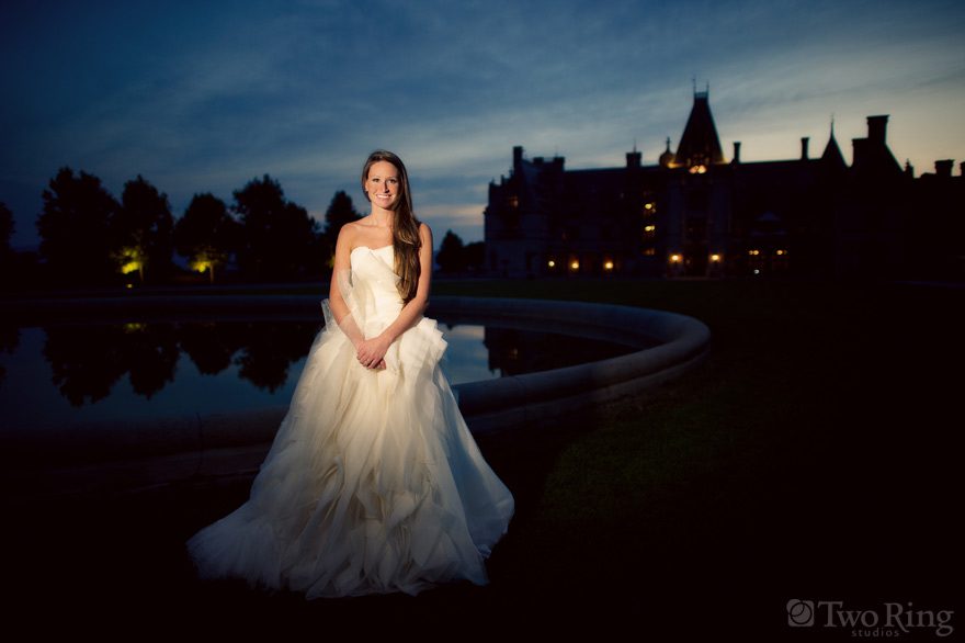 Bride in front of Biltmore house